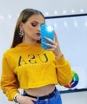 Я разнообразна и открыта для новых эмоций. 🌟 Встречусь с щедрым джентльменом в Москве, в моей уютной квартире или приеду к тебе. 🔥 Мое фото гарантированно 100% реальные и актуальные. Отношусь к каждому гостю с уважением и индивидуальным вниманием. 💋 Подарю незабываемые моменты страсти и разврата, подчеркну твои самые сокровенные фантазии. У меня есть список услуг, которые могут подарить океан удовольствия. Открой для себя новые грани наслаждения вместе со мной. 💫 Довольные отзывы моих клиентов говорят сами за себя. Так что не упусти возможность окунуться в мир незабываемых встреч! С нетерпением жду нашей встречи в Москве. 💕 Зоя